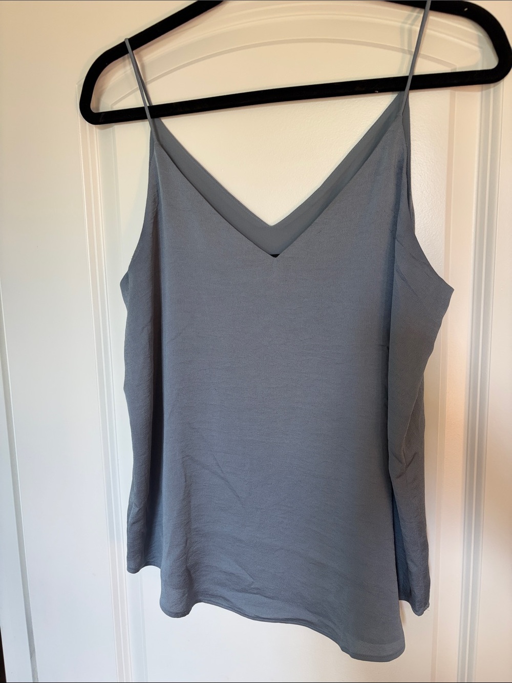 Express Soft Slate Gray V-Neck Spaghetti Strap Camisole